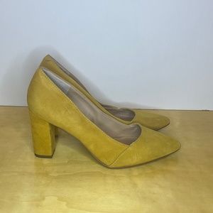Franco Sarto ‘Abree’ Heel in Yellow Suede Size US8 EUR38 - Preowned